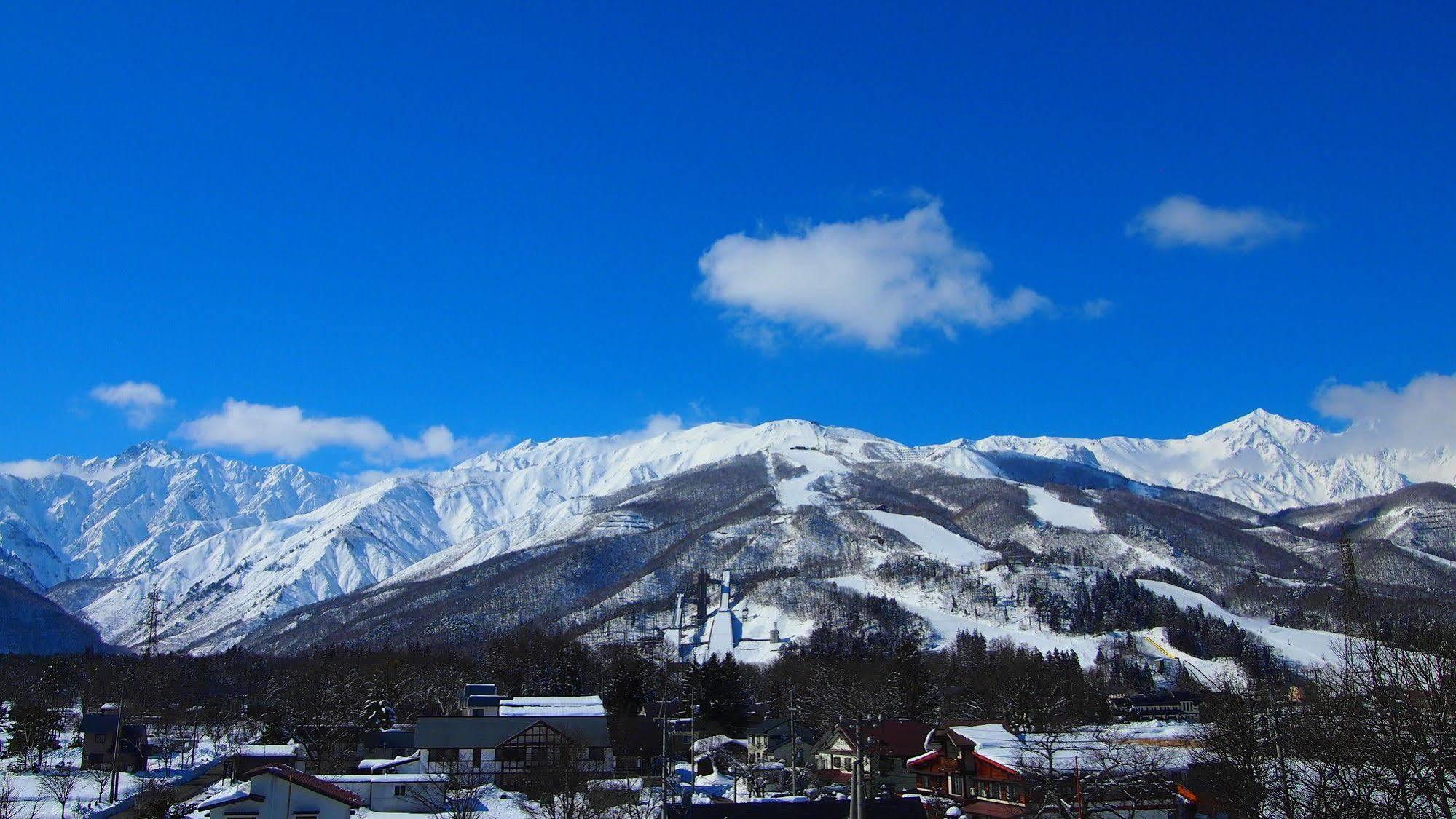 Mountside Jodel Hotel Hakuba Exterior photo