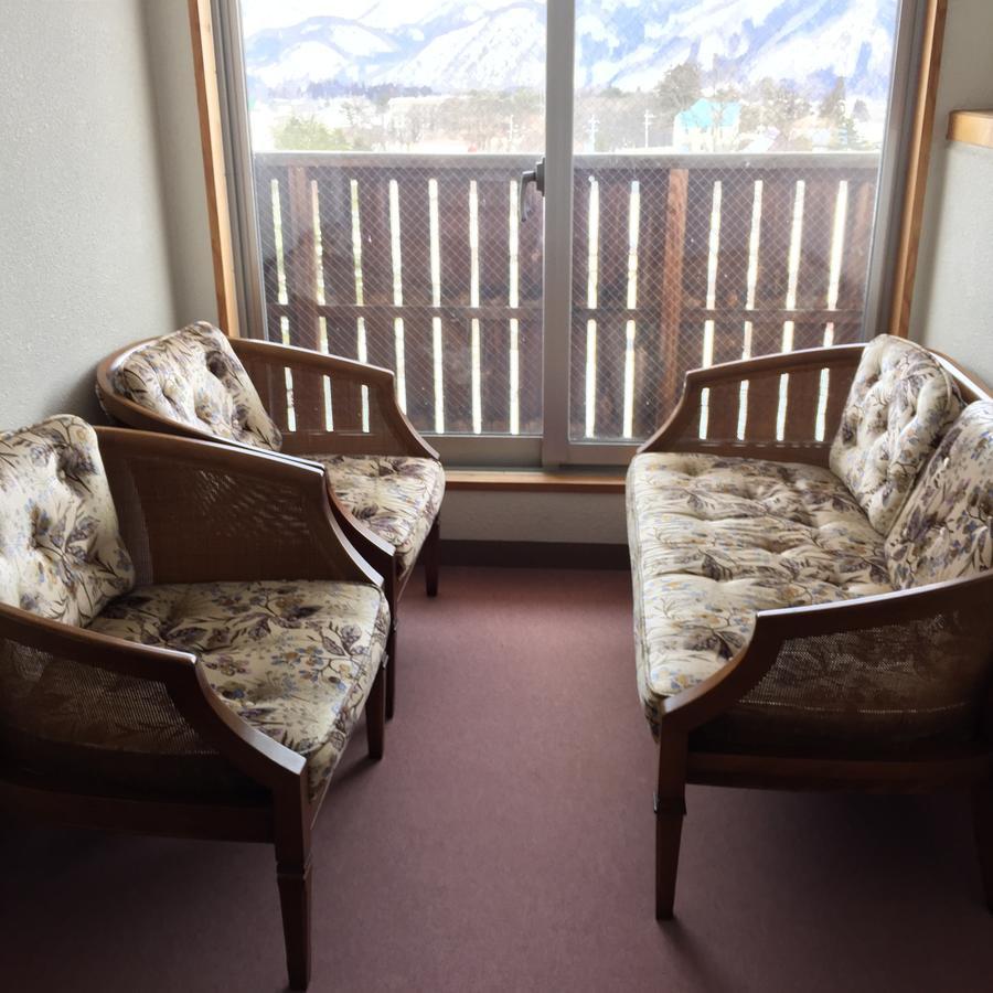 Mountside Jodel Hotel Hakuba Exterior photo