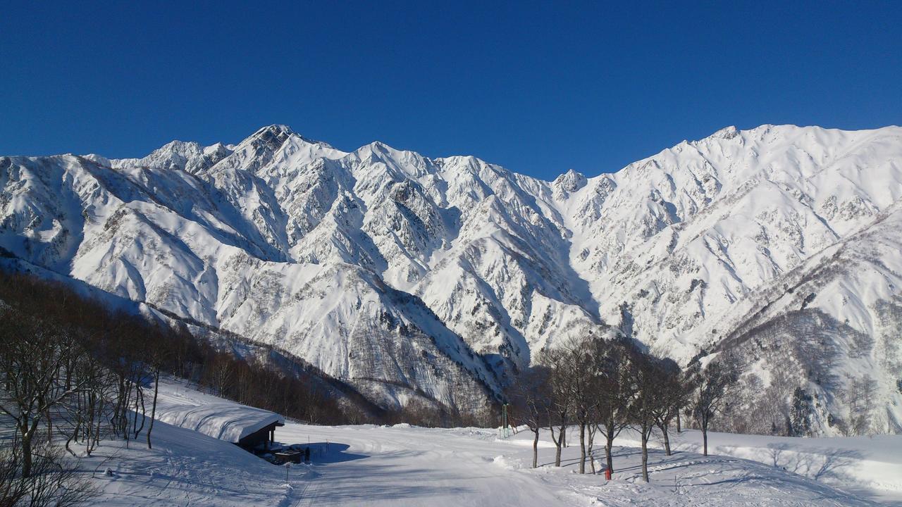 Mountside Jodel Hotel Hakuba Exterior photo